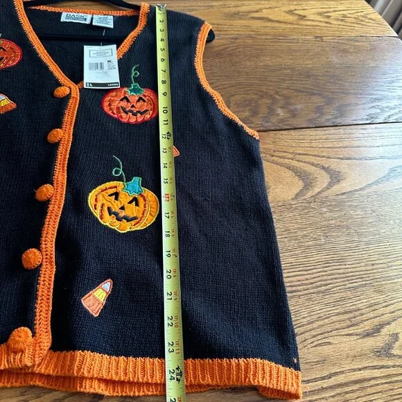 Vintage Basic Editions Halloween Pumpkin Candy Corn Embroidered SOLD - Picture 9 of 9